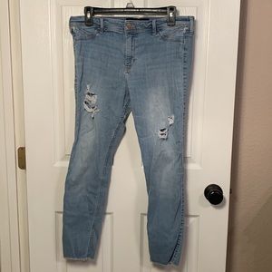 Hollister jeans, crop high rise, size 15, w 32